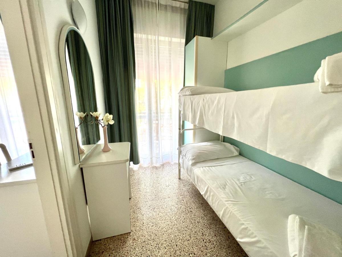 Alta Marea Hotel Milano Marittima Eksteriør billede